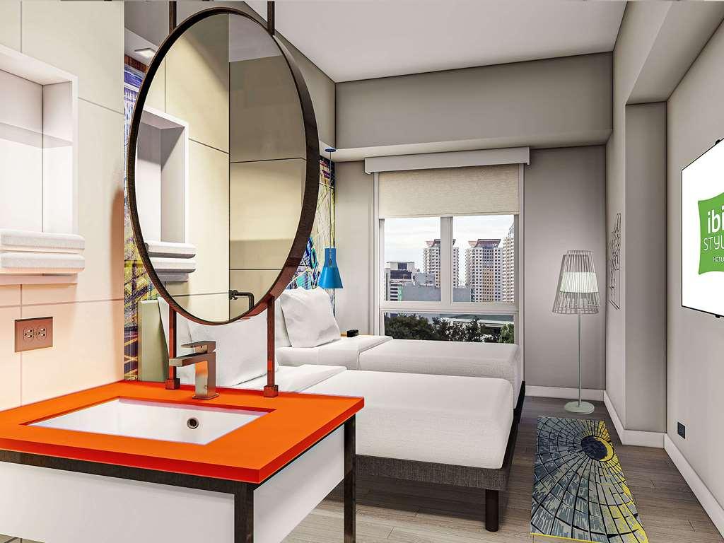 Ibis Styles Manila Araneta City Кесон-Сити Номер фото